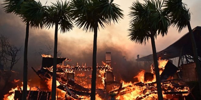 États-Unis: toujours en proie aux incendies, Los Angeles craint le retour de vents violents