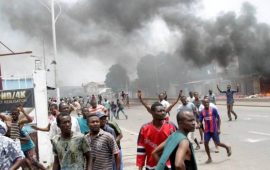 RDC: «beaucoup de tirs» dans les rues de Goma, des ambassades attaquées par des manifestants à Kinshasa