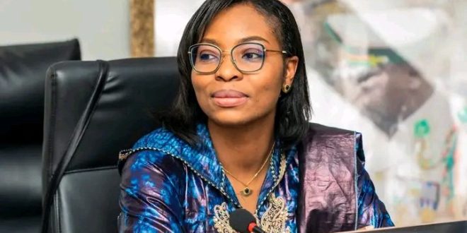 Rose-Paula-pricemou-660x330