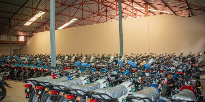 motos-enseignant-1050x525