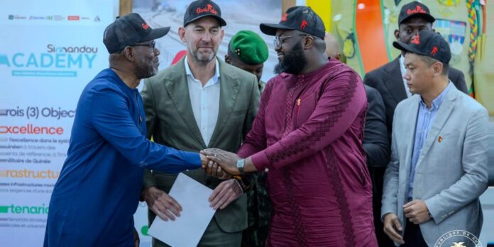 signature-1050x525 (1)