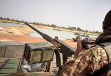 Mali: nouvelles opérations du Jnim et de l’armée, l’approvisionnement en carburant reste assuré mais limité