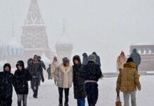 Moscou sous un épais manteau de neige, du jamais-vu en deux siècles
