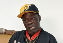 À 79 ans, la légende Bras Cassé refuse l’oubli : Un appel au Président de la République