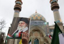 Les obsèques de l’ayatollah Ali Khamenei sont reportées en Iran