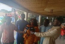 Guinée: L’artiste Sona Tata Condé annonce la sortie de son Album « souffle de Dieu »