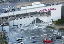 Japon: un séisme fait plusieurs morts, une centaine de blessés et piège des personnes dans un centre commercial