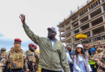 Guinée:La présidence annonce le départ du président Mamadi Doumbouya pour ses congés en Grèce