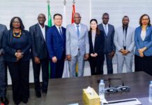 Raffinerie d’alumine de Boffa : le Premier ministre reçoit une délégation de State Power Investment Corporation (SPIC)