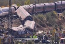 Collision mortelle de deux trains en Espagne : un nouveau corps retrouvé, l’enquête se poursuit